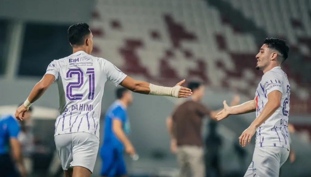 العين يكتسح الشارقة بثلاثية في الدوري الإماراتي (فيديو)