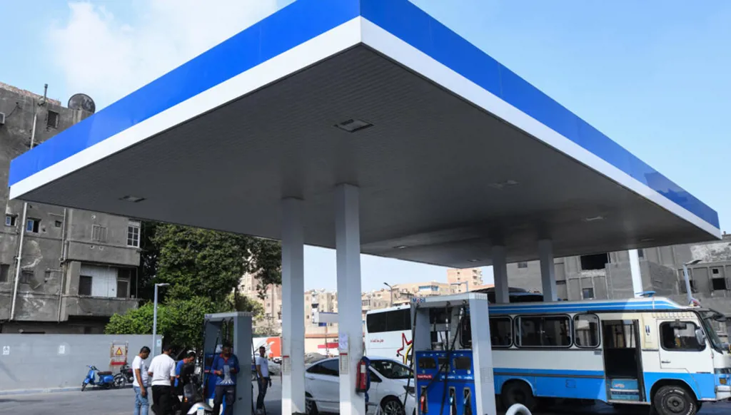 مصر ترفع أسعار الوقود بنسبة تصل إلى 30%... ماذا عن الخبز؟