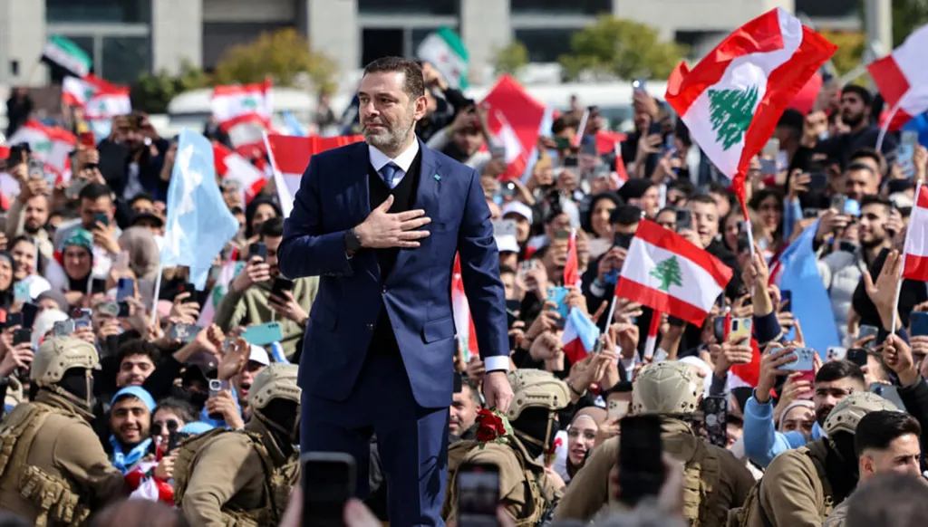 صورة للرئيس سعد الحريري وأغنية... إشارات إلى عودة مرتقبة؟