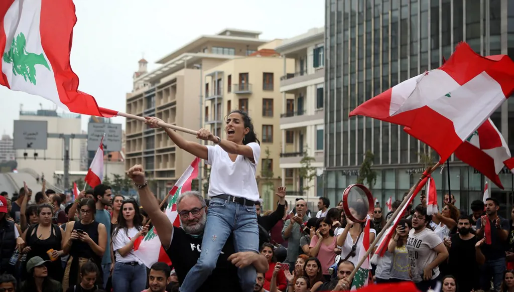 شعلة الانتفاضة متّقدة في نفوس التغييريين... فهل من تتمة؟
