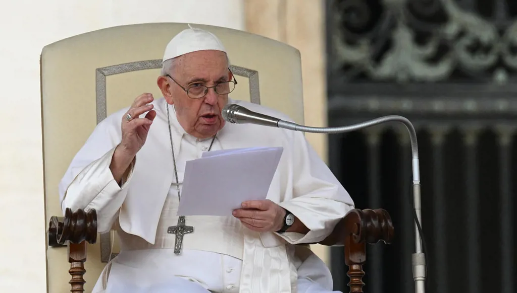 ليلة أخرى للبابا فرنسيس في المستشفى