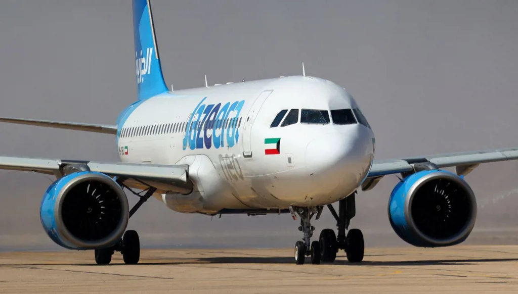 مطار دير الزور يستقبل أولى رحلات طيران الجزيرة ‏القادمة من الكويت (سانا). 