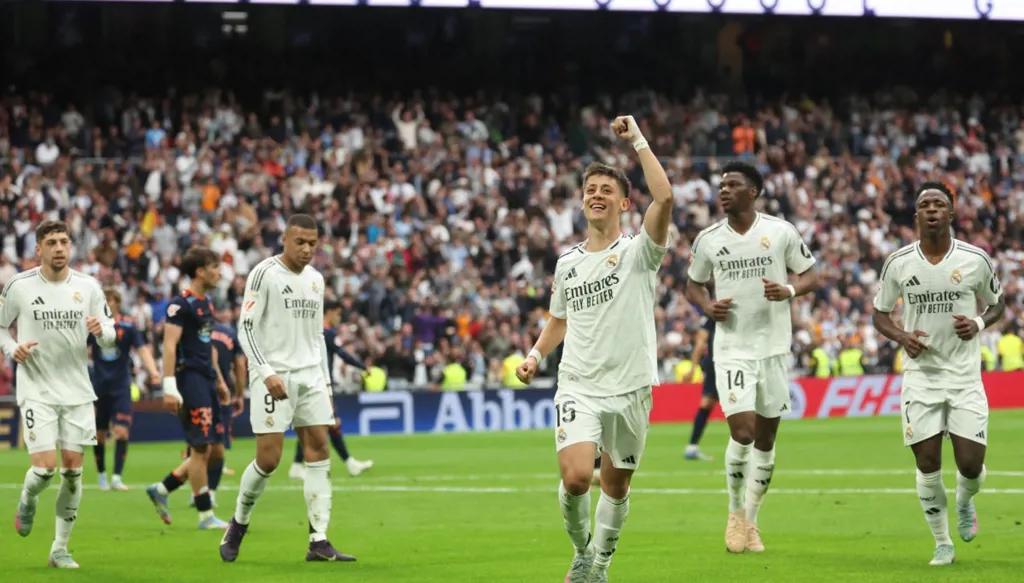 ريال مدريد يواصل مطاردة برشلونة قبل الكلاسيكو الحاسم