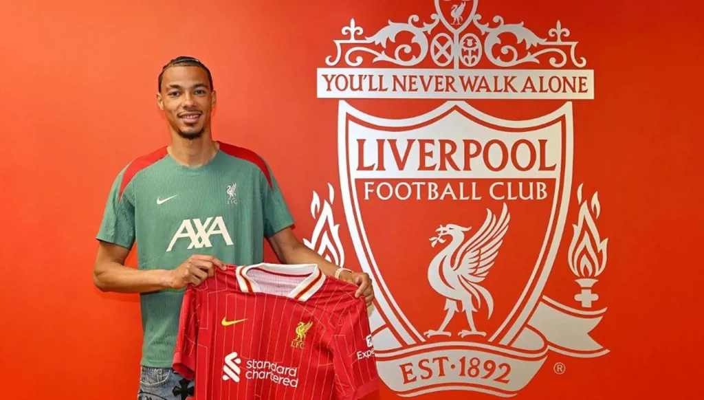 ليفربول يتعاقد رسمياً مع الفرنسي إيكيتيكي