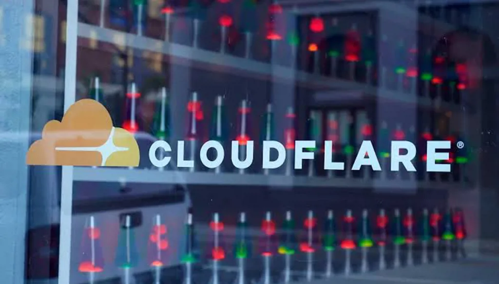 خلل بسيط… وتأثير كبير: ما الذي حدث في Cloudflare؟