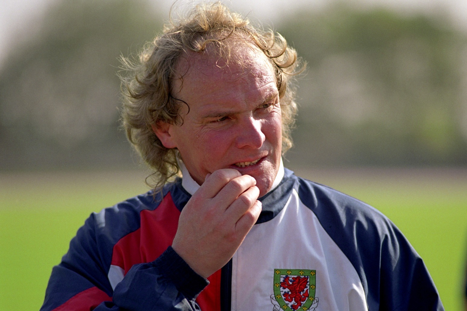 الويلزي تيري يوراث.