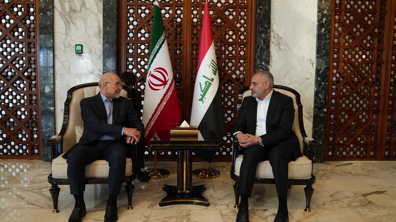 النائب الأول لرئيس مجلس النواب العراقي يستقبل رئيس مجلس الشورى الإيراني والوفد المرافق له (واع).