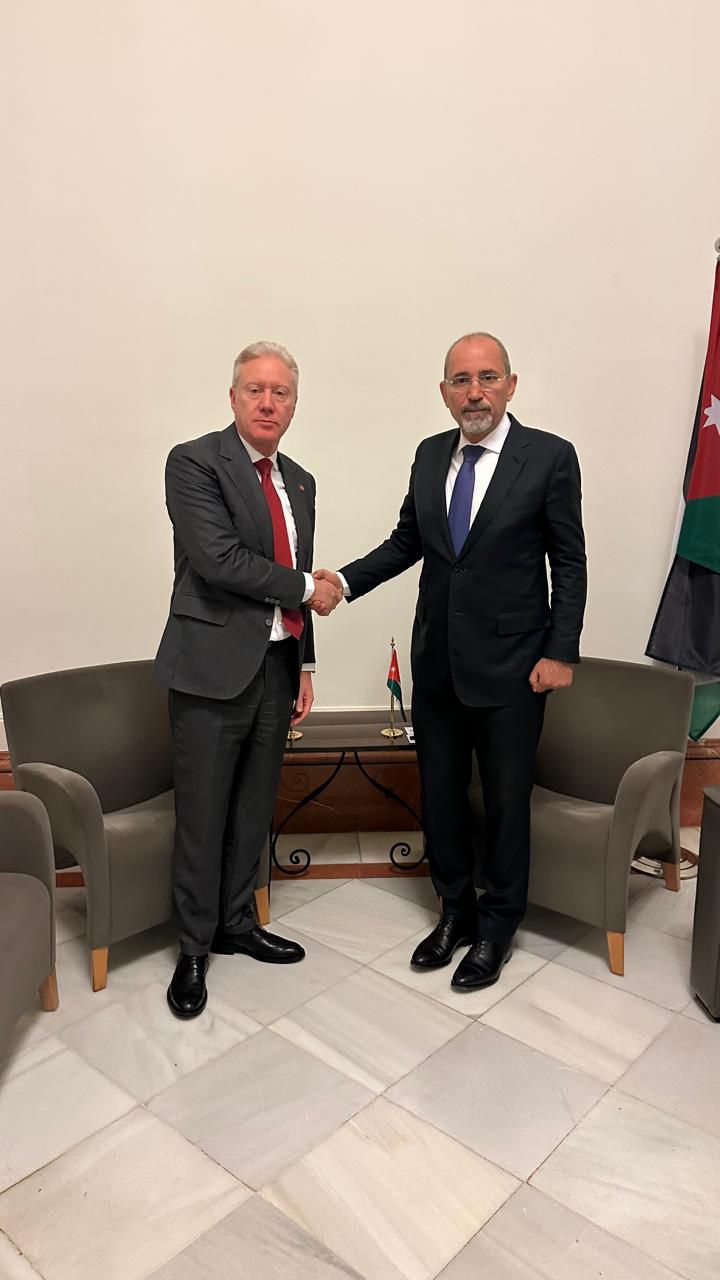 وزيرا خارجية لبنان والأردن (الخارجية).