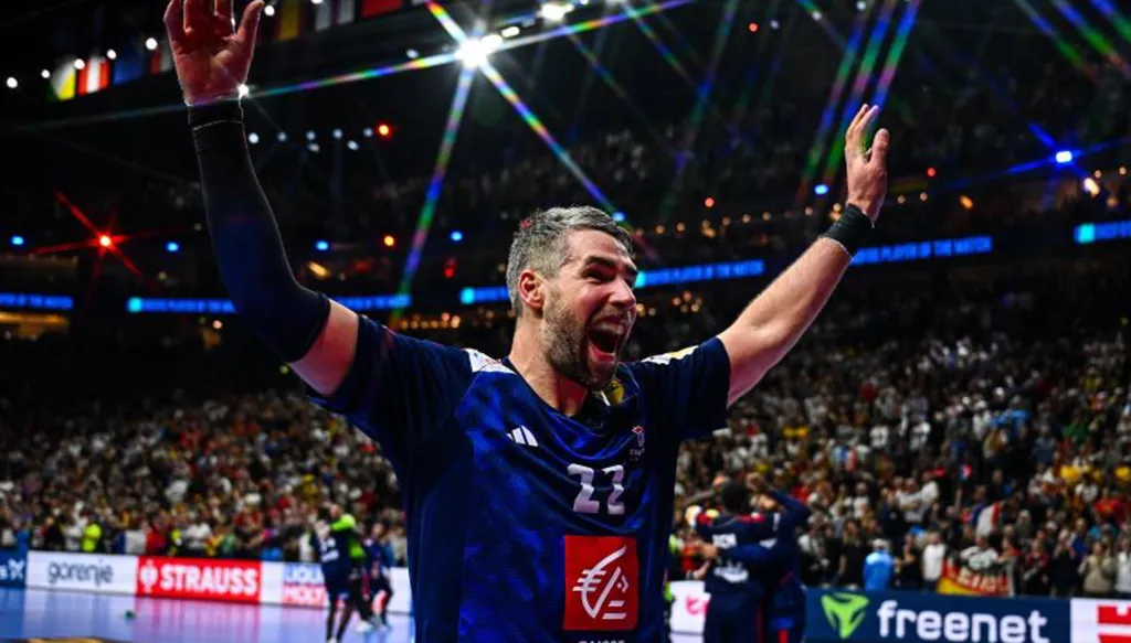 نجم كرة اليد الفرنسي كاراباتيتش يعلن اعتزاله دولياً