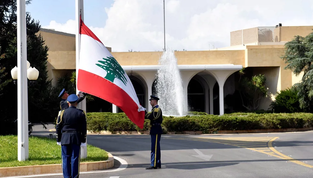 "الياس الهراوي: عودة الجمهورية من الدويلات الى الدولة"... بعون "الروح القدس"