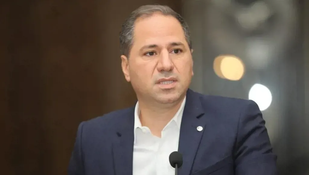 الجميل بعد لقائه لودريان: "حزب الله" يُصعّب المهمة على الجيش اللبناني