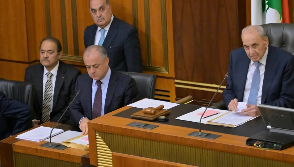 بري حدد جلسة لانتخاب رئيس في 9 ك2 والمجلس مدّد لرتبة عميد وما فوق والحزب صوّت