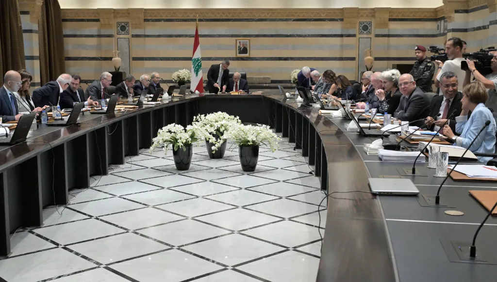 وزارة الاتصالات توضح: شركة ليبان تلكوم والهيئة الناظمة قائمتان قانونياً
