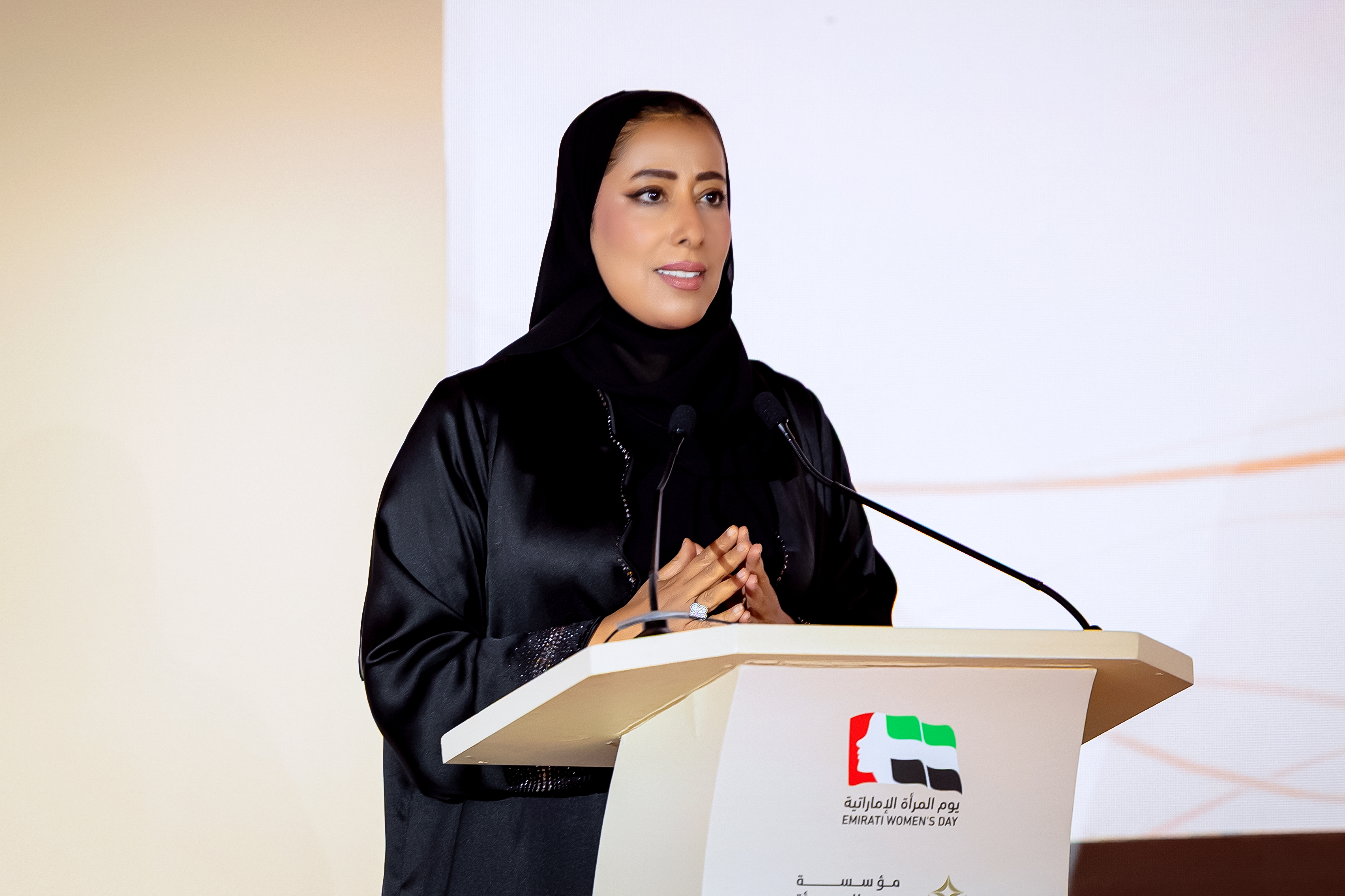 منى المري، رئيسة مجلس الإدارة والعضو المنتدب لمؤسسة دبي للمرأة.