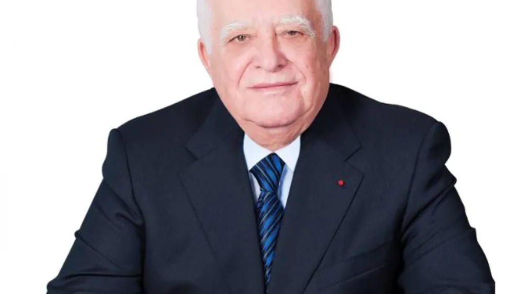 "شكّل علامة فارقة في عالم الاقتصاد"... وفاة رئيس الهيئات الاقتصادية السابق والوزير السابق عدنان القصار