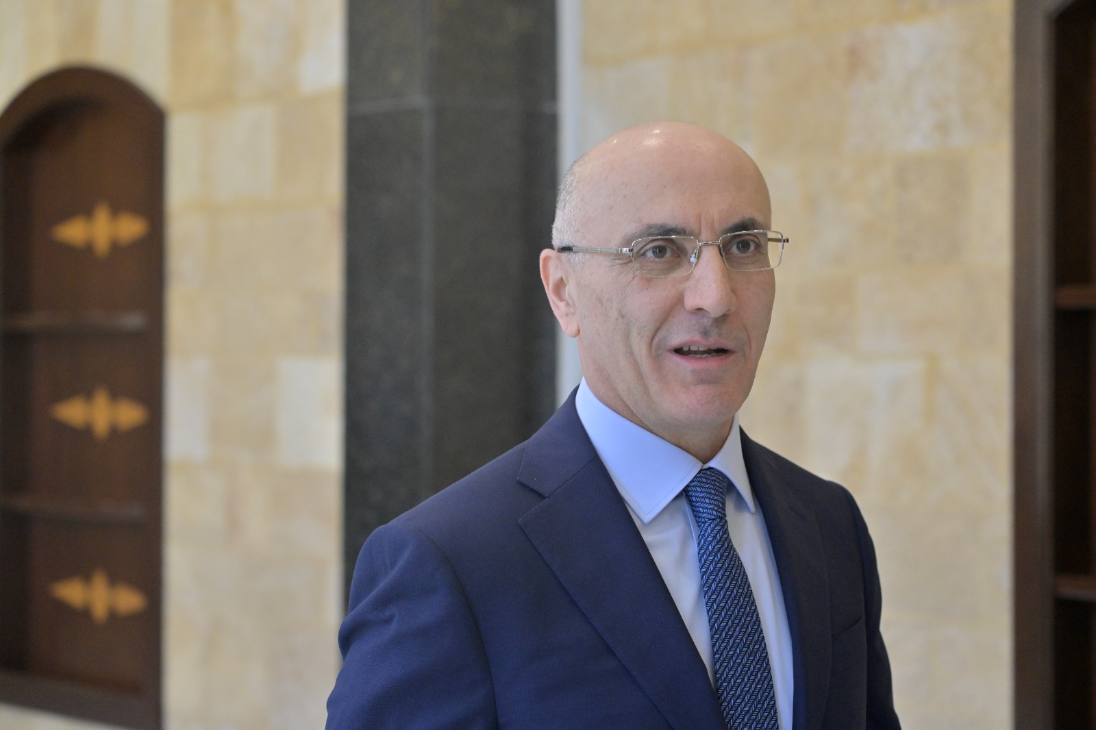 وزير الداخلية احمد الحجار.