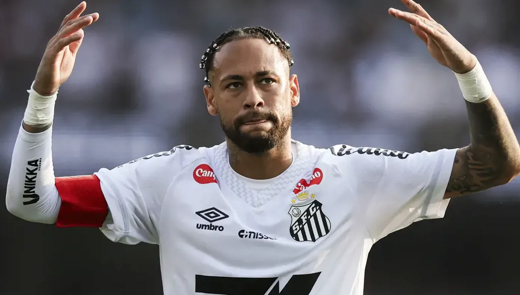 إصابات نيمار لا ترحم… نجم البرازيل يلاحق الزمن لإنقاذ سانتوس