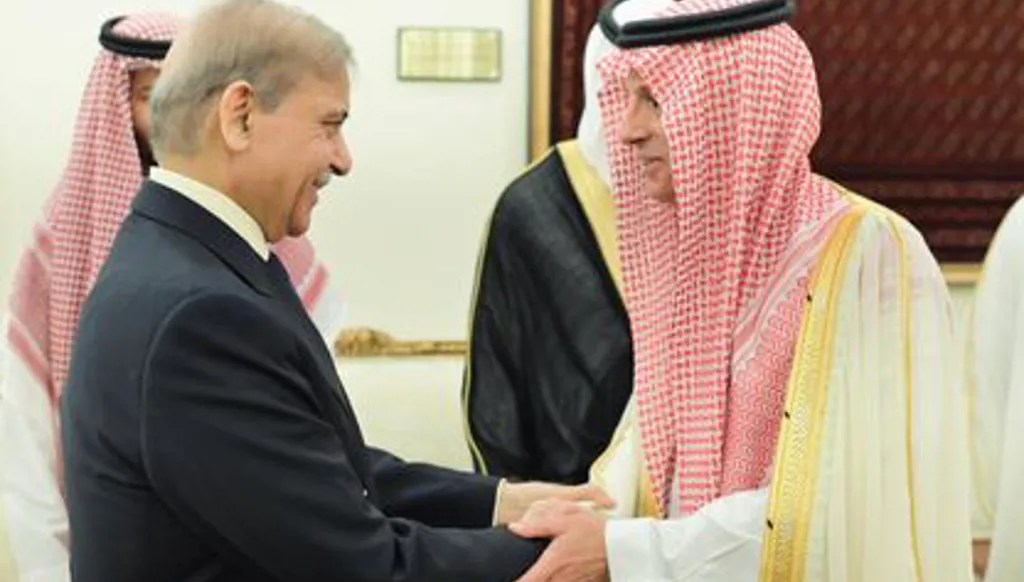 وزير الخارجية السعودي يزور الهند وباكستان للتهدئة ووقف التصعيد