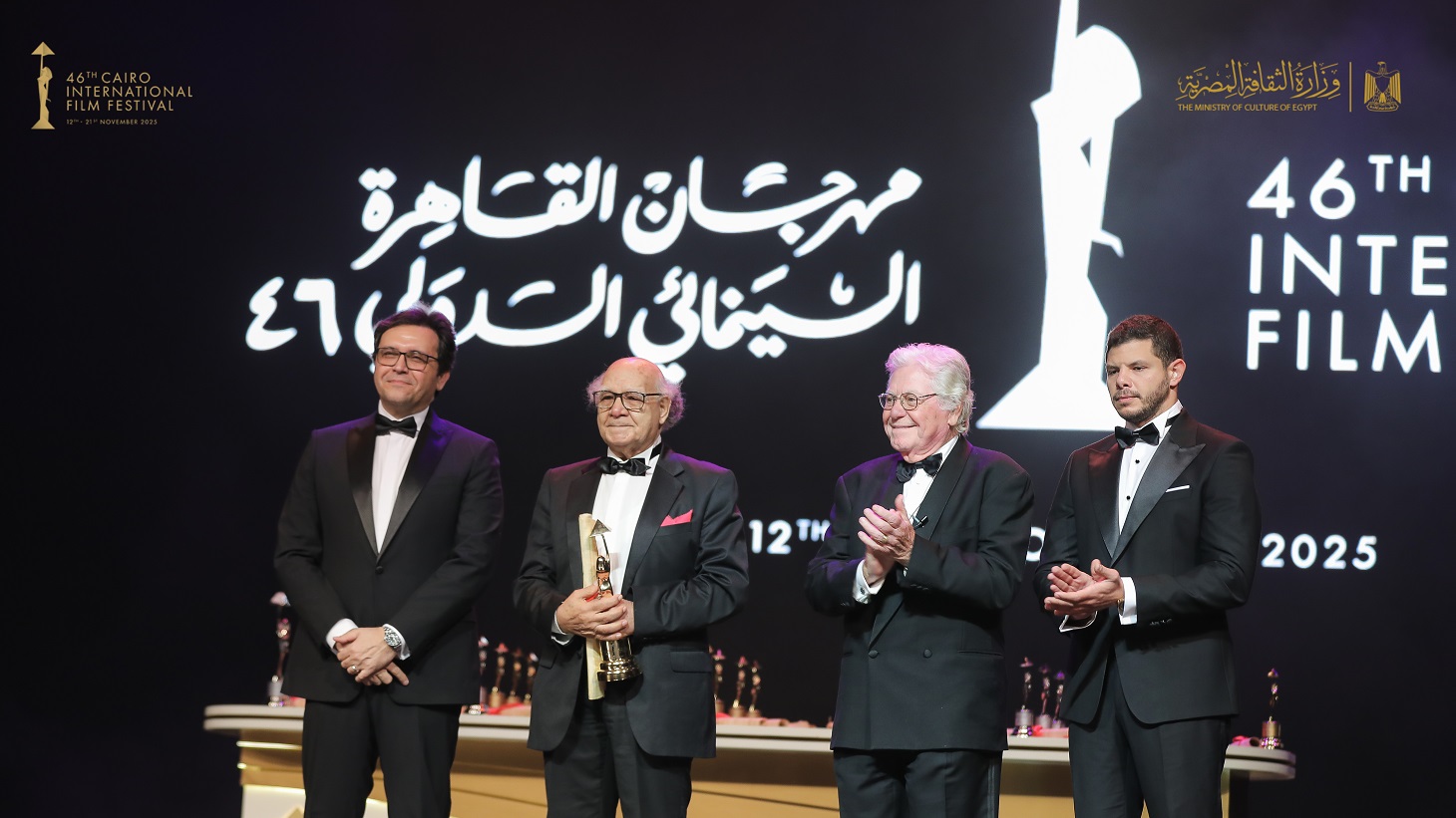 تكريم مدير التصوير المصري محمود عبد السميع. (المهرجان)