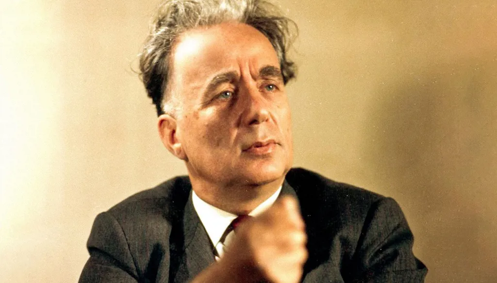 في حديث الشعر (13)