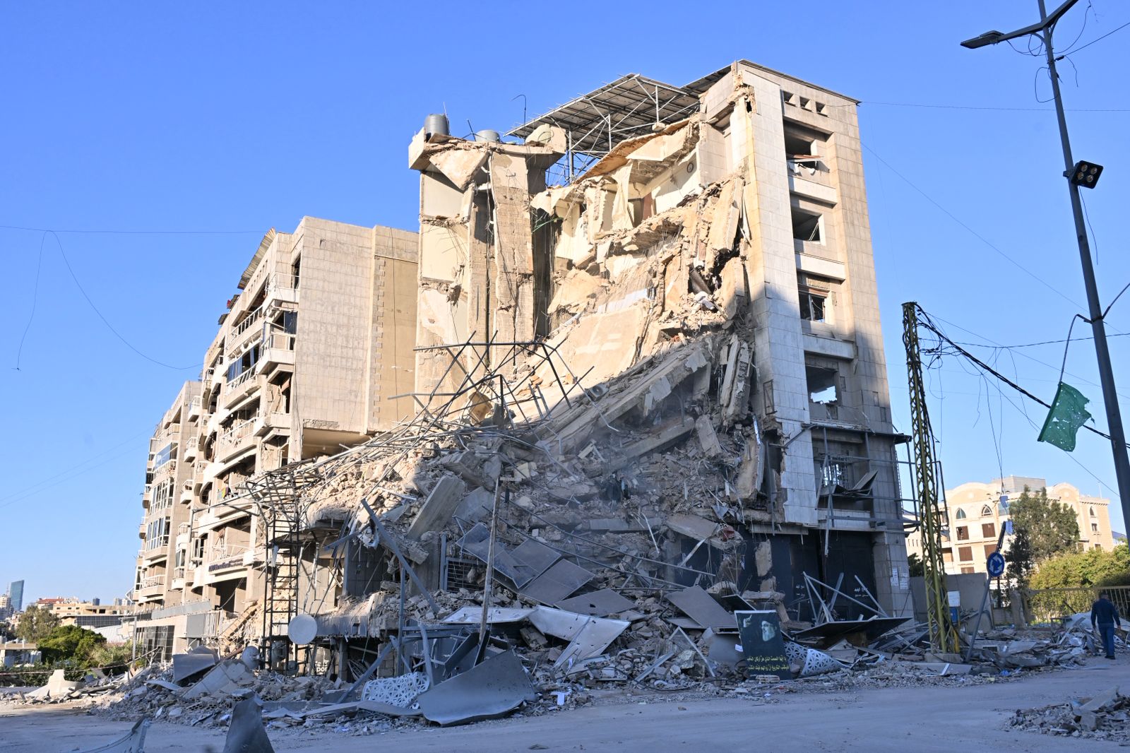 فرع للقرض الحسن على طريق المطار. (النهار)