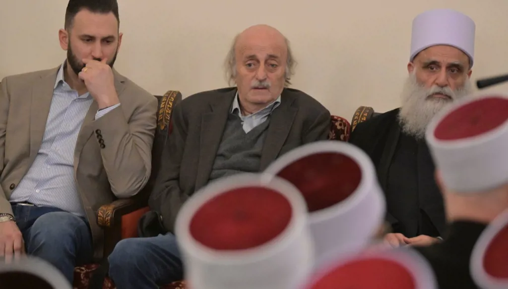 ماذا حقَّق جنبلاط بإعلانه الرئاسي؟