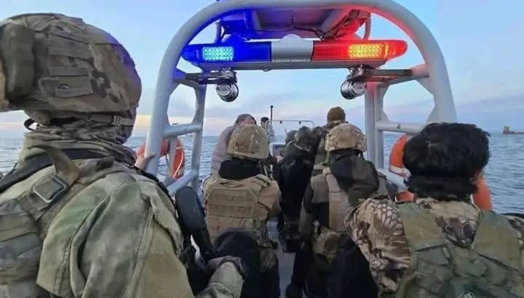 خفر السواحل السوري يحبط محاولة تهريب أشخاص عبر البحر... ما علاقة النظام السابق؟