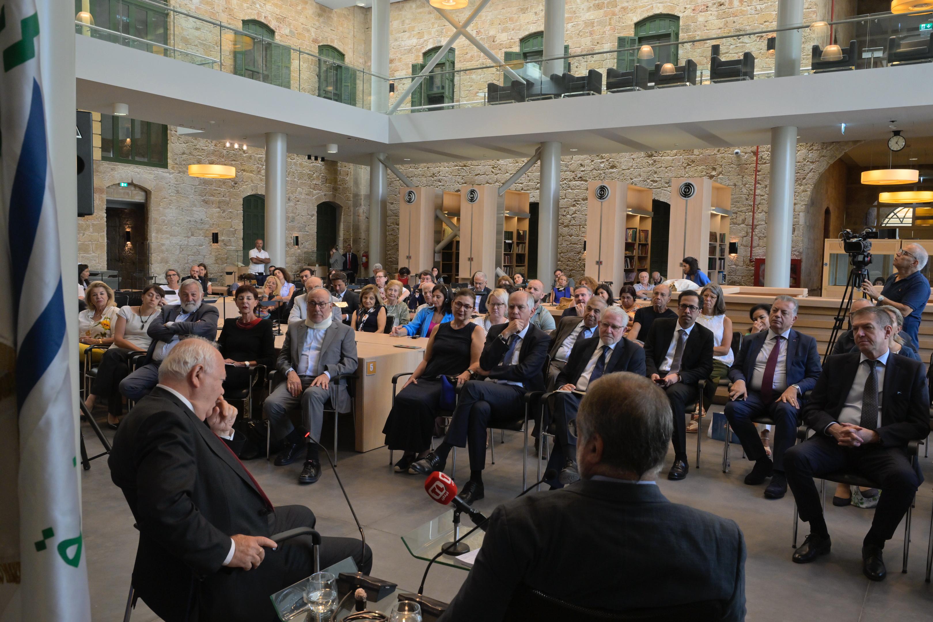 من الندوة (نبيل اسماعيل)