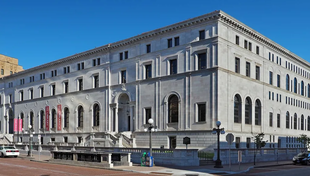 نساء رائدات في إِدارة المكتبات (3)