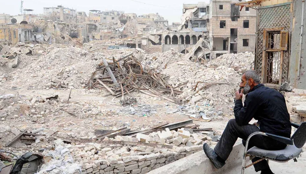 إعادة الإعمار في سوريا فرصة استثمارية كبيرة ما زالت محفوفة بالأخطار