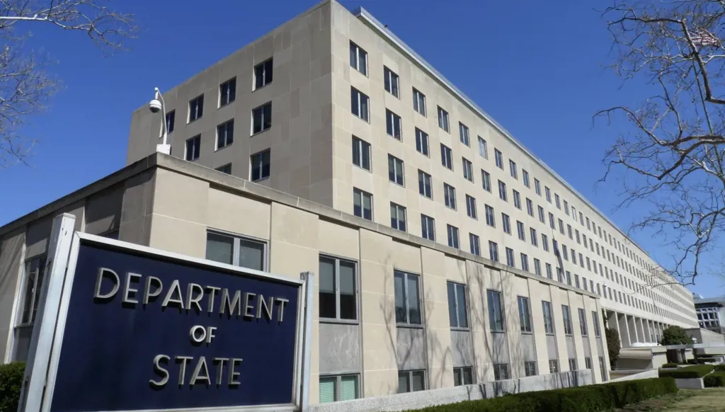 الخارجية الأميركية: عودة أكثر من 70 ألف أميركي للبلاد