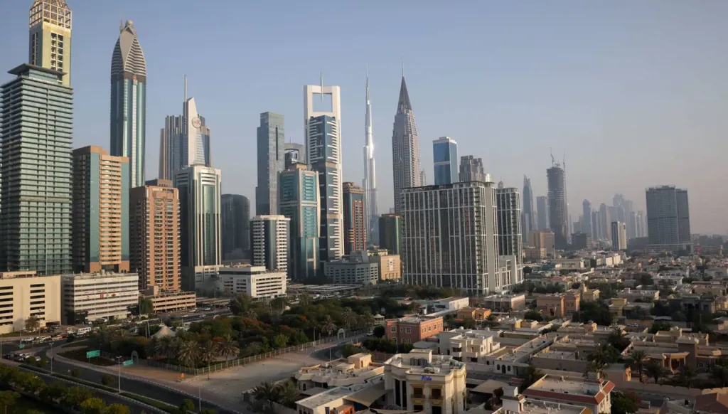 دبي تجذب عمالقة التكنولوجيا الصينية في الطيران والتوصيل بالطائرات والمدفوعات