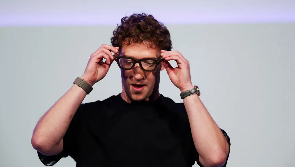 "ميتا" تؤجّل الإطلاق العالمي لنظارات Ray-Ban Display... ما السبب؟