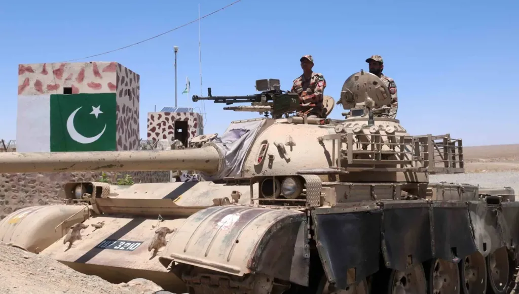 القوات الباكستانية تقتل 23 مسلحاً قرب الحدود مع أفغانستان ‏