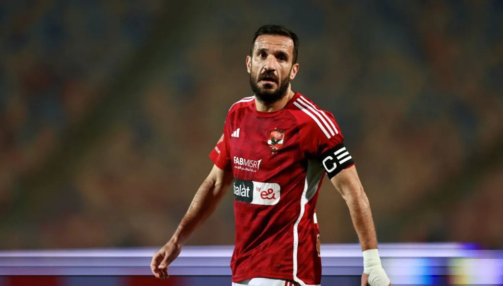 معلول يعلن نهاية مشواره مع الأهلي بعد 9 سنوات من المجد