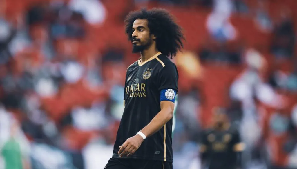 أندية دوري روشن السعودي تطارد أكرم عفيف