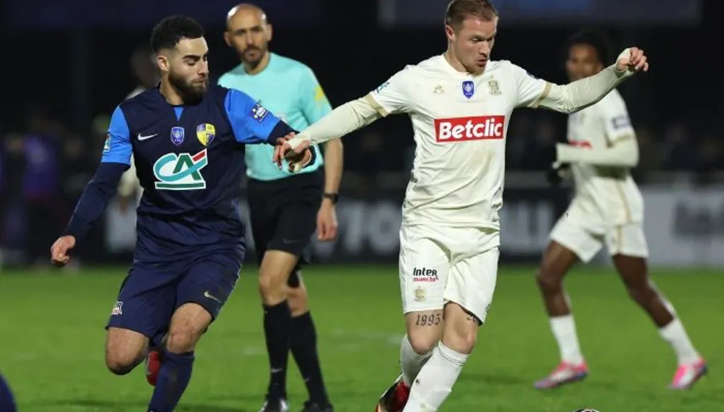 المفاجآت تتوالى فى كأس فرنسا