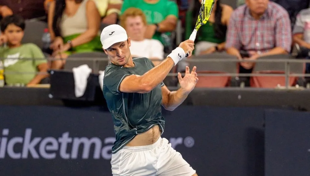 الأسترالي فوكيتش يتخطى غوفين في بطولة برزبين لكرة المضرب