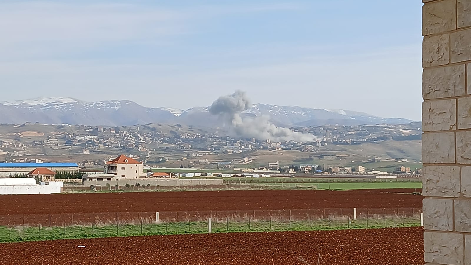 An Israeli raid in the Beqaa Valley (X).