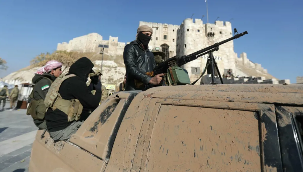 "رويترز": قطر تفتح اتصالات مع هيئة تحرير الشام السورية