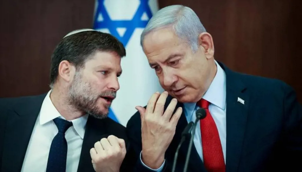 كشف خطة لنتنياهو: ضم مناطق في غزة لإبقاء سموتريتش بحكومته