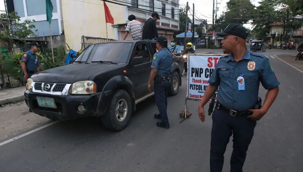 الفيليبين تخلي 2500 قرية قبيل وصول الإعصار توراجي
