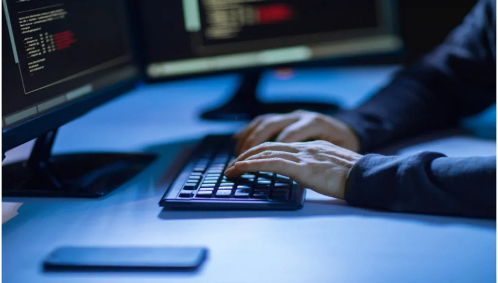 الأردن... مواجهة الأمن مع مثيري الفتنة على منصات التواصل "تمتد وتشتد"