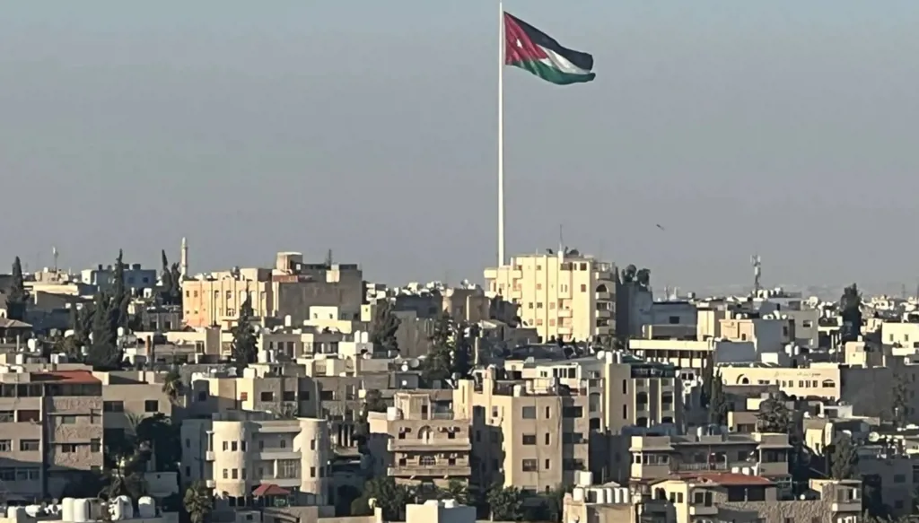 الأردن يغلق أجواءه أمام حركة الطيران حتى إشعار آخر
