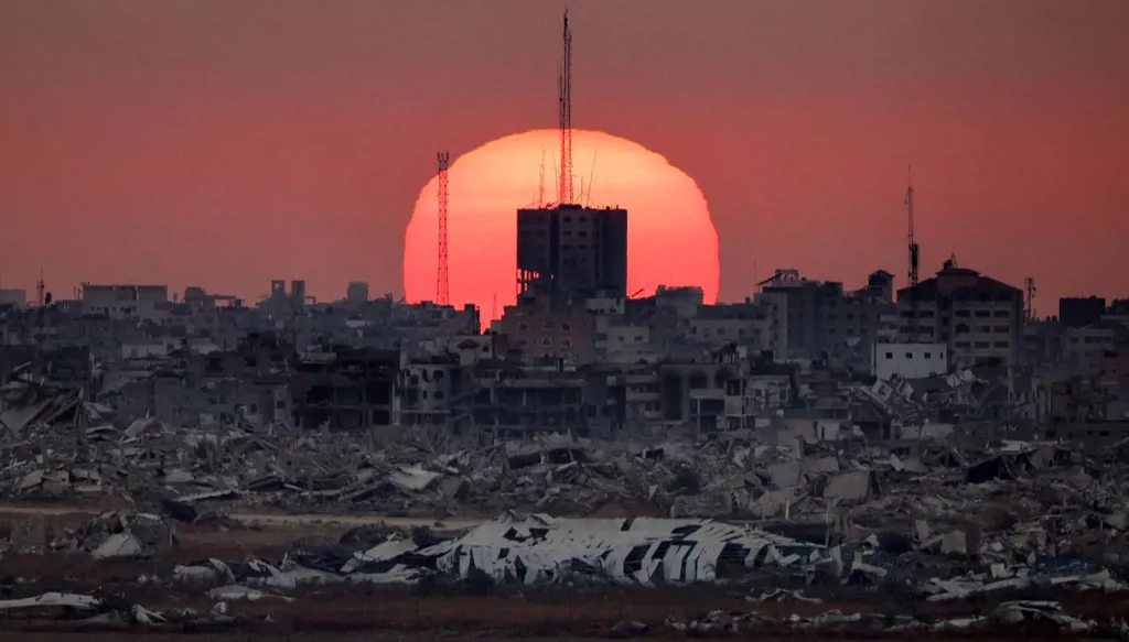 إسرائيل تطلق "الليث المُشرئِب" في غزة... وتتحدّث عن مؤشرات إيجابية لوقف النار