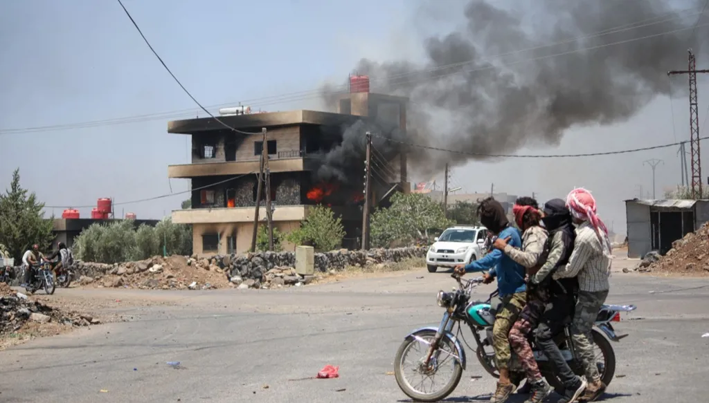 سوريون يتظاهرون في لندن للمطالبة بحماية الدروز في السويداء