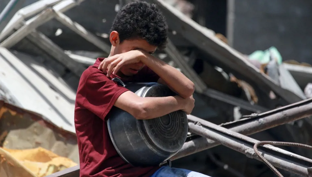 3 دول تهدد بخطوات ضد إسرائيل... والأمم المتحدة عن مساعدات غزة: قطرة في محيط