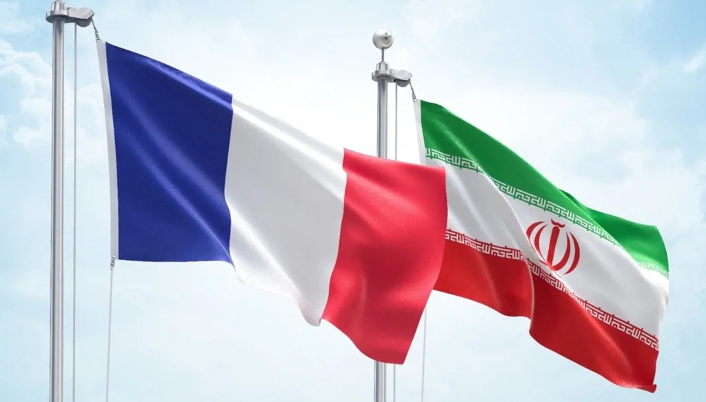 باريس "قلقة" بعد فقدان أثر سائح فرنسي شاب في إيران