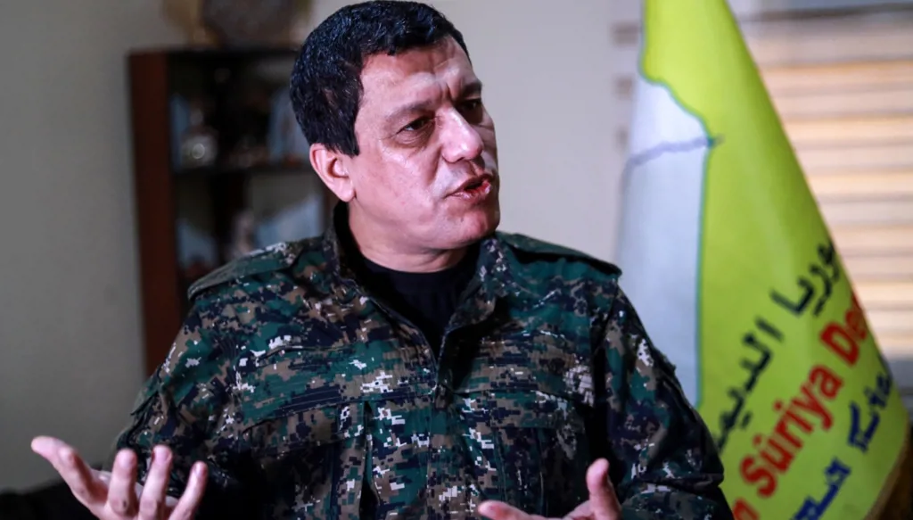 عبدي: المقاتلون الأكراد غير السوريين سيغادرون البلاد عند إبرام هدنة مع تركيا