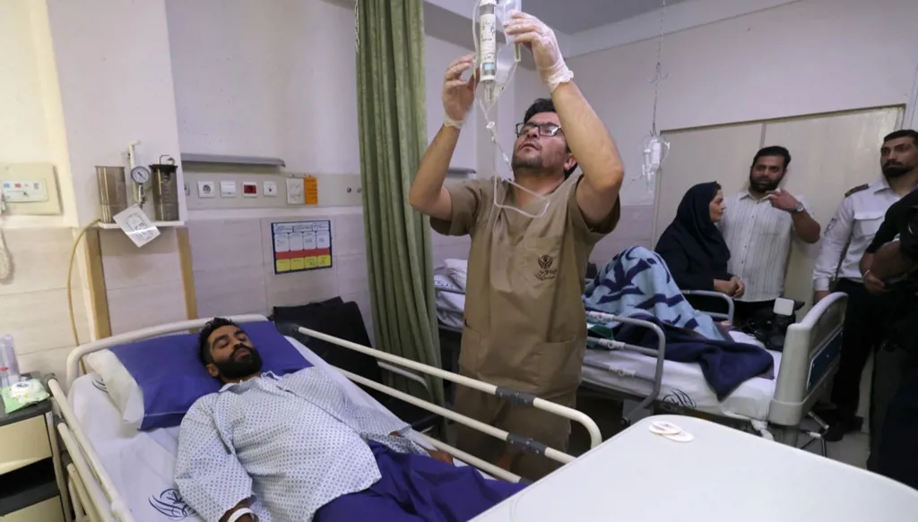 مقتل 5 عسكريين في هجوم إسرائيلي على غرب إيران